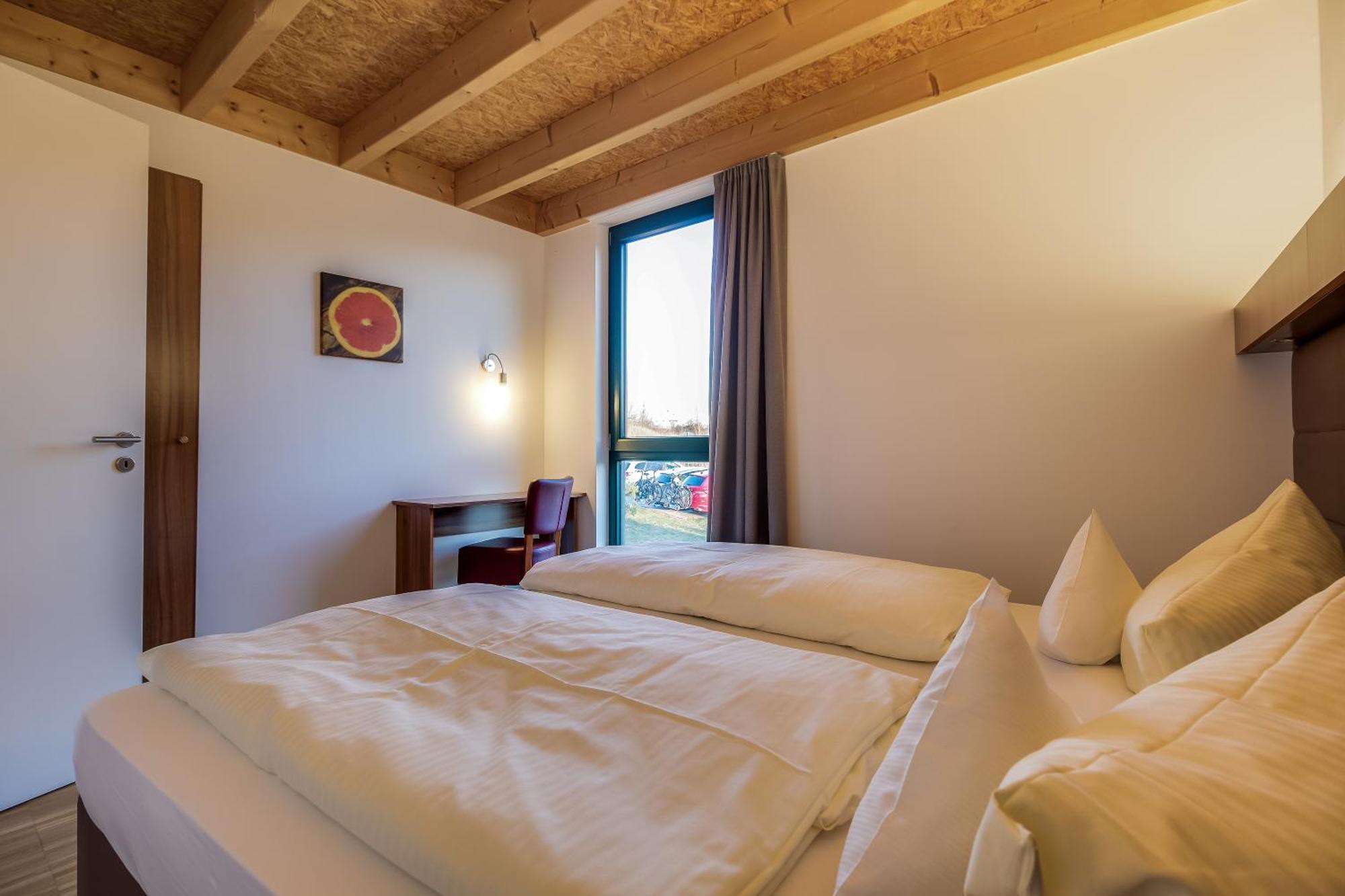 Lagovida Das Ferienresort Am Stoermthaler See Grosspoesna Ngoại thất bức ảnh